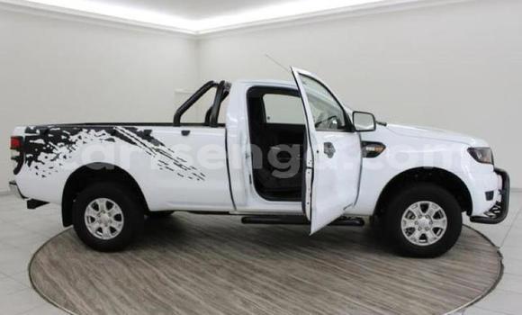 Buy Used Ford Ranger White Car in Matsapha in Manzini Buy Used Ford Ranger White Car in Matsapha in Manzini
