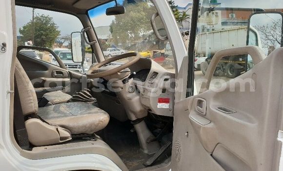 Buy Used Toyota Dyna White Truck in Ezulwini in Hhohho Buy Used Toyota Dyna White Truck in Ezulwini in Hhohho