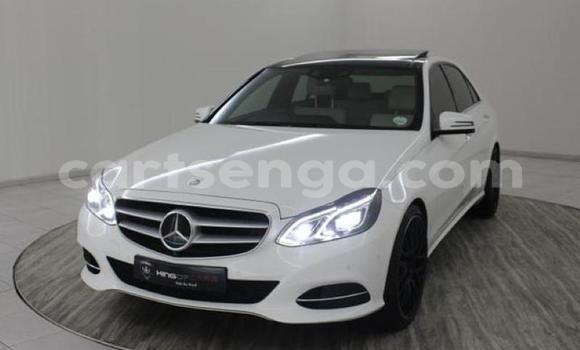 Buy Used Mercedes‒Benz E–Class White Car in Matsapha in Manzini Buy Used Mercedes‒Benz E–Class White Car in Matsapha in Manzini
