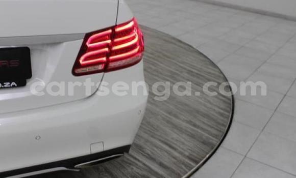 Buy Used Mercedes‒Benz E–Class White Car in Matsapha in Manzini Buy Used Mercedes‒Benz E–Class White Car in Matsapha in Manzini