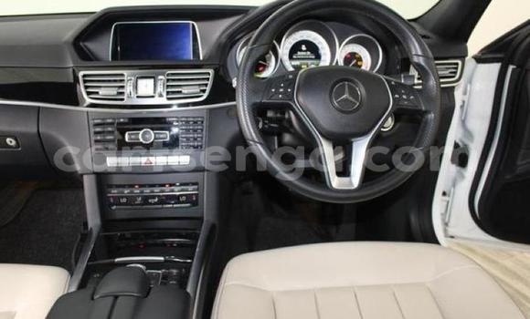 Buy Used Mercedes‒Benz E–Class White Car in Matsapha in Manzini Buy Used Mercedes‒Benz E–Class White Car in Matsapha in Manzini