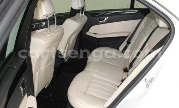 Buy Used Mercedes‒Benz E–Class White Car in Matsapha in Manzini Buy Used Mercedes‒Benz E–Class White Car in Matsapha in Manzini