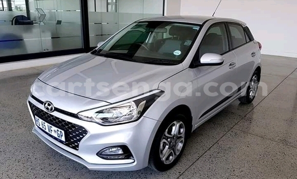 Buy Used Hyundai i20 Silver Car in Bhunya in Manzini Buy Used Hyundai i20 Silver Car in Bhunya in Manzini