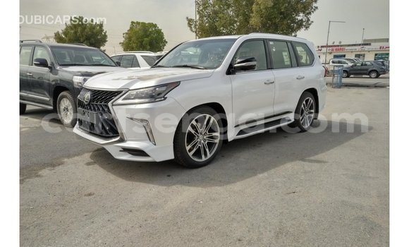 Nunua Imported Lexus LX White Gari ndani ya Import - Dubai nchini Hhohho Nunua Imported Lexus LX White Gari ndani ya Import - Dubai nchini Hhohho