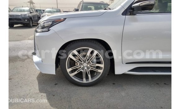 Nunua Imported Lexus LX White Gari ndani ya Import - Dubai nchini Hhohho Nunua Imported Lexus LX White Gari ndani ya Import - Dubai nchini Hhohho