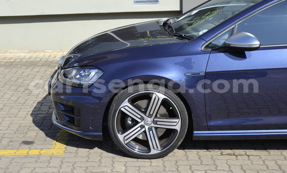 Nunua Ilio tumika Volkswagen Golf R Blue Gari ndani ya Ezulwini nchini Hhohho Nunua Ilio tumika Volkswagen Golf R Blue Gari ndani ya Ezulwini nchini Hhohho