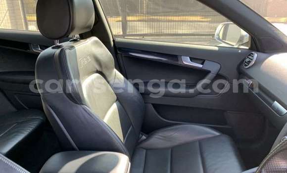 Nunua Ilio tumika Audi RS3 White Gari ndani ya Ezulwini nchini Hhohho Nunua Ilio tumika Audi RS3 White Gari ndani ya Ezulwini nchini Hhohho