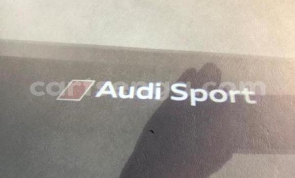 Acheter Occasion Voiture Audi RS3 Gris à Ezulwini, Hhohho Acheter Occasion Voiture Audi RS3 Gris à Ezulwini, Hhohho