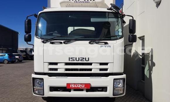 Nunua Ilio tumika Isuzu FTR 850 White Lori ndani ya Ezulwini nchini Hhohho Nunua Ilio tumika Isuzu FTR 850 White Lori ndani ya Ezulwini nchini Hhohho
