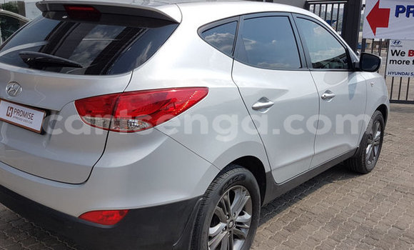 Acheter Occasion Voiture Hyundai ix35 Gris à Ezulwini, Hhohho Acheter Occasion Voiture Hyundai ix35 Gris à Ezulwini, Hhohho