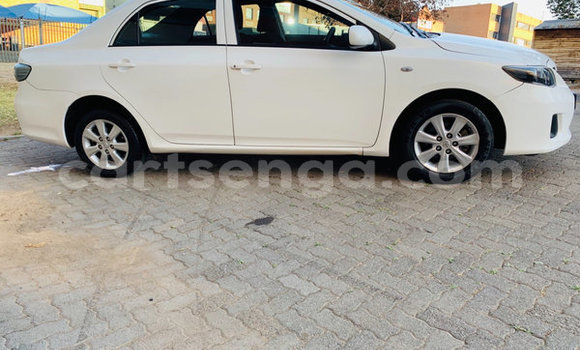 Nunua Ilio tumika Toyota Corolla White Gari ndani ya Ezulwini nchini Hhohho Nunua Ilio tumika Toyota Corolla White Gari ndani ya Ezulwini nchini Hhohho