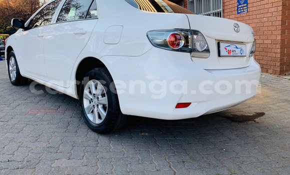Nunua Ilio tumika Toyota Corolla White Gari ndani ya Ezulwini nchini Hhohho Nunua Ilio tumika Toyota Corolla White Gari ndani ya Ezulwini nchini Hhohho