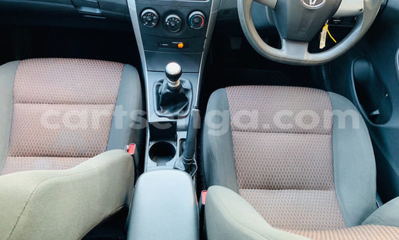 Nunua Ilio tumika Toyota Corolla White Gari ndani ya Ezulwini nchini Hhohho Nunua Ilio tumika Toyota Corolla White Gari ndani ya Ezulwini nchini Hhohho