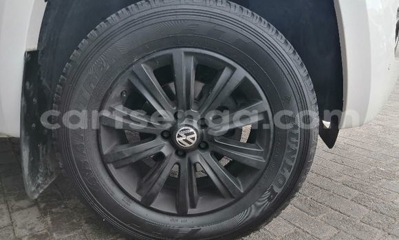 Nunua Ilio tumika Volkswagen Amarok White Gari ndani ya Ezulwini nchini Hhohho Nunua Ilio tumika Volkswagen Amarok White Gari ndani ya Ezulwini nchini Hhohho