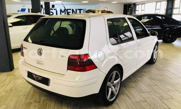 Nunua Ilio tumika Volkswagen Golf GTI White Gari ndani ya Ezulwini nchini Hhohho Nunua Ilio tumika Volkswagen Golf GTI White Gari ndani ya Ezulwini nchini Hhohho