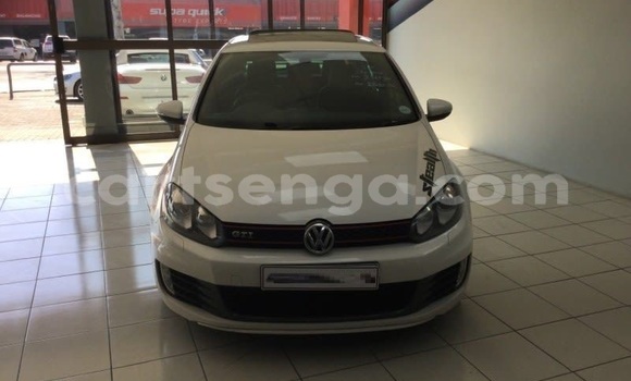 Nunua Ilio tumika Volkswagen Golf GTI White Gari ndani ya Ezulwini nchini Hhohho Nunua Ilio tumika Volkswagen Golf GTI White Gari ndani ya Ezulwini nchini Hhohho