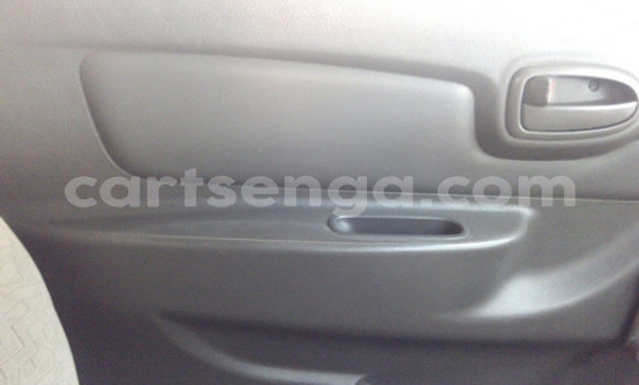 Acheter Occasion Voiture Hyundai H1 Blanc à Bulembu, Hhohho Acheter Occasion Voiture Hyundai H1 Blanc à Bulembu, Hhohho