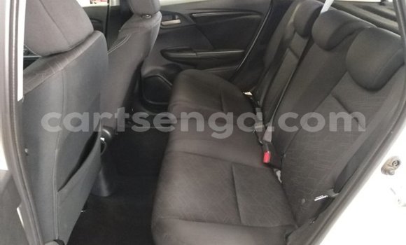 Acheter Occasion Voiture Honda Jazz Blanc à Bulembu, Hhohho Acheter Occasion Voiture Honda Jazz Blanc à Bulembu, Hhohho