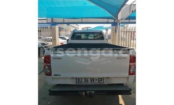 Nunua Ilio tumika Toyota Hilux White Gari ndani ya Ezulwini nchini Hhohho Nunua Ilio tumika Toyota Hilux White Gari ndani ya Ezulwini nchini Hhohho