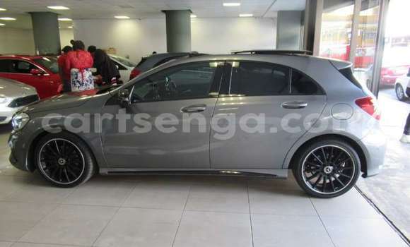 Nunua Ilio tumika Mercedes‒Benz A–Class Silver Gari ndani ya Ezulwini nchini Hhohho Nunua Ilio tumika Mercedes‒Benz A–Class Silver Gari ndani ya Ezulwini nchini Hhohho