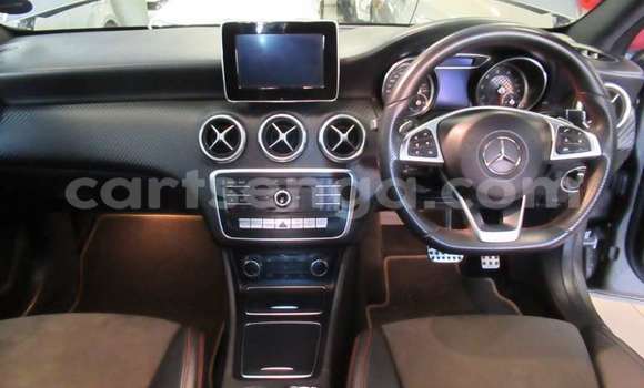 Nunua Ilio tumika Mercedes‒Benz A–Class Silver Gari ndani ya Ezulwini nchini Hhohho Nunua Ilio tumika Mercedes‒Benz A–Class Silver Gari ndani ya Ezulwini nchini Hhohho