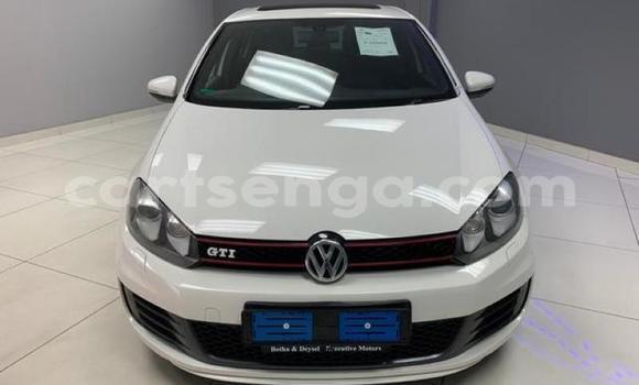 Nunua Ilio tumika Volkswagen Golf GTI White Gari ndani ya Manzini nchini Manzini Nunua Ilio tumika Volkswagen Golf GTI White Gari ndani ya Manzini nchini Manzini