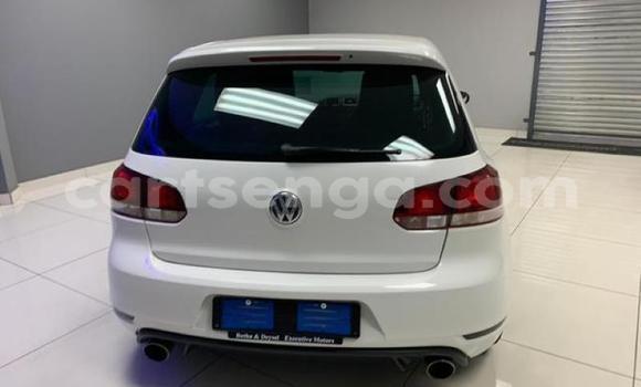 Nunua Ilio tumika Volkswagen Golf GTI White Gari ndani ya Manzini nchini Manzini Nunua Ilio tumika Volkswagen Golf GTI White Gari ndani ya Manzini nchini Manzini