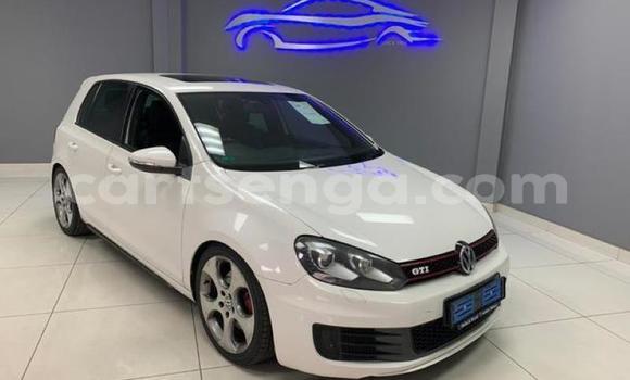 Nunua Ilio tumika Volkswagen Golf GTI White Gari ndani ya Manzini nchini Manzini Nunua Ilio tumika Volkswagen Golf GTI White Gari ndani ya Manzini nchini Manzini