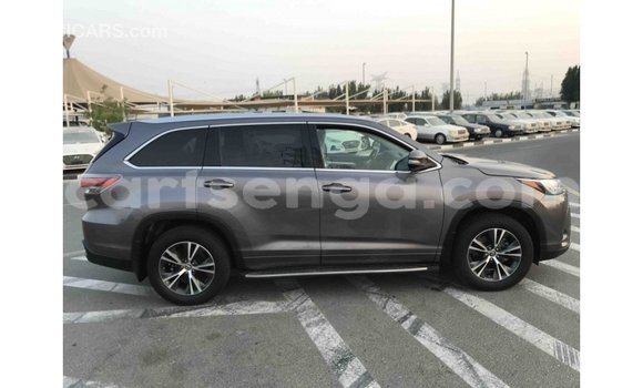 Buy Import Toyota Highlander Other Car in Import - Dubai in Hhohho Buy Import Toyota Highlander Other Car in Import - Dubai in Hhohho