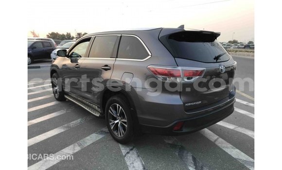 Buy Import Toyota Highlander Other Car in Import - Dubai in Hhohho Buy Import Toyota Highlander Other Car in Import - Dubai in Hhohho