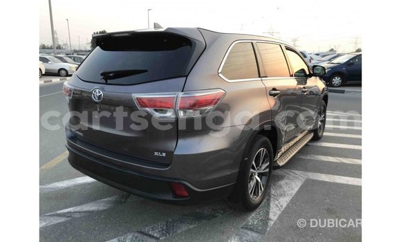 Buy Import Toyota Highlander Other Car in Import - Dubai in Hhohho Buy Import Toyota Highlander Other Car in Import - Dubai in Hhohho
