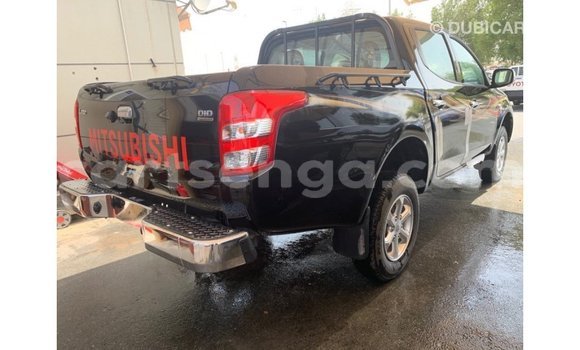 Nunua Imported Mitsubishi L200 Black Gari ndani ya Import - Dubai nchini Hhohho Nunua Imported Mitsubishi L200 Black Gari ndani ya Import - Dubai nchini Hhohho