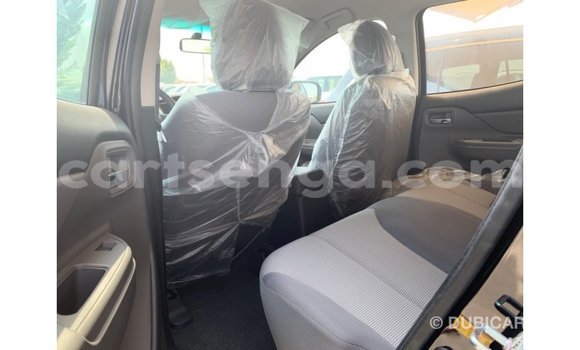 Nunua Imported Mitsubishi L200 Black Gari ndani ya Import - Dubai nchini Hhohho Nunua Imported Mitsubishi L200 Black Gari ndani ya Import - Dubai nchini Hhohho