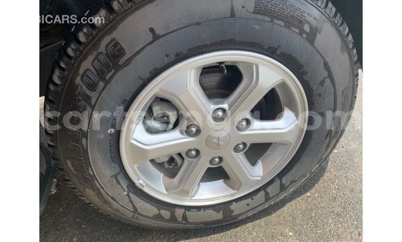 Nunua Imported Mitsubishi L200 Black Gari ndani ya Import - Dubai nchini Hhohho Nunua Imported Mitsubishi L200 Black Gari ndani ya Import - Dubai nchini Hhohho