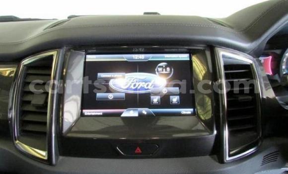 Buy Used Ford Everest White Car in Mbabane in Manzini Buy Used Ford Everest White Car in Mbabane in Manzini