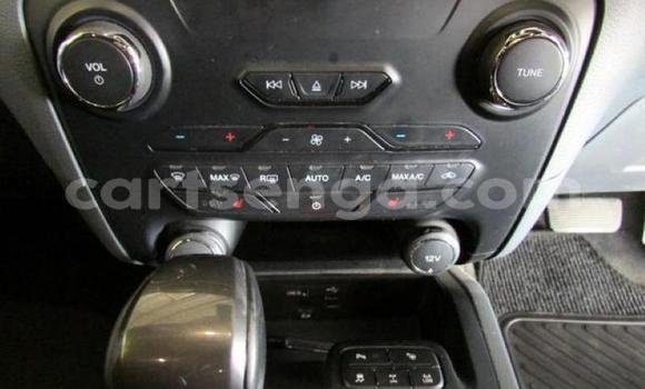 Buy Used Ford Everest White Car in Mbabane in Manzini Buy Used Ford Everest White Car in Mbabane in Manzini