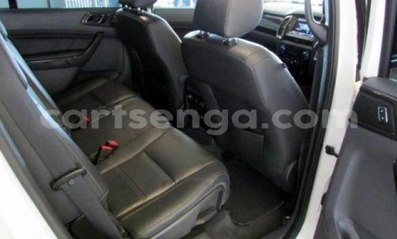 Buy Used Ford Everest White Car in Mbabane in Manzini Buy Used Ford Everest White Car in Mbabane in Manzini