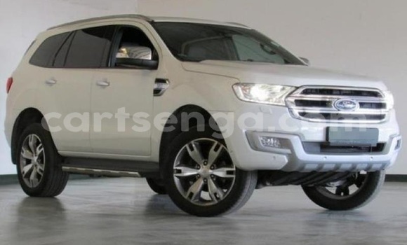 Buy Used Ford Everest White Car in Mbabane in Manzini Buy Used Ford Everest White Car in Mbabane in Manzini