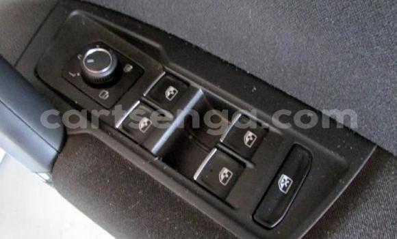 Buy Used Volkswagen Tiguan White Car in Mbabane in Manzini Buy Used Volkswagen Tiguan White Car in Mbabane in Manzini