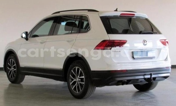 Buy Used Volkswagen Tiguan White Car in Mbabane in Manzini Buy Used Volkswagen Tiguan White Car in Mbabane in Manzini