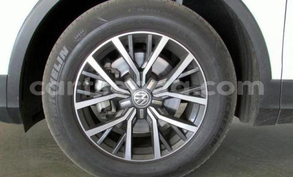 Buy Used Volkswagen Tiguan White Car in Mbabane in Manzini Buy Used Volkswagen Tiguan White Car in Mbabane in Manzini