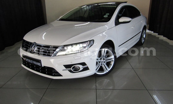 Nunua Ilio tumika Volkswagen Jetta White Gari ndani ya Hlatikulu nchini Wilaya ya Shiselweni Nunua Ilio tumika Volkswagen Jetta White Gari ndani ya Hlatikulu nchini Wilaya ya Shiselweni