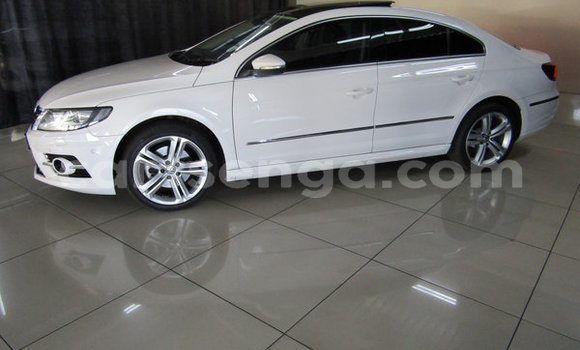 Nunua Ilio tumika Volkswagen Jetta White Gari ndani ya Hlatikulu nchini Wilaya ya Shiselweni Nunua Ilio tumika Volkswagen Jetta White Gari ndani ya Hlatikulu nchini Wilaya ya Shiselweni