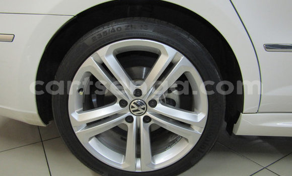 Nunua Ilio tumika Volkswagen Jetta White Gari ndani ya Hlatikulu nchini Wilaya ya Shiselweni Nunua Ilio tumika Volkswagen Jetta White Gari ndani ya Hlatikulu nchini Wilaya ya Shiselweni