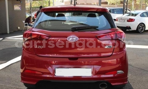Acheter Occasion Voiture Hyundai i20 Rouge à Big Bend, Lubombo District Acheter Occasion Voiture Hyundai i20 Rouge à Big Bend, Lubombo District