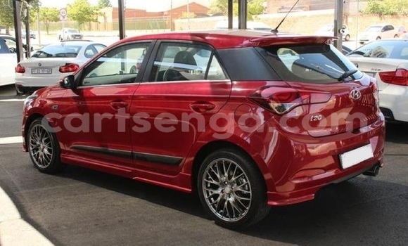 Acheter Occasion Voiture Hyundai i20 Rouge à Big Bend, Lubombo District Acheter Occasion Voiture Hyundai i20 Rouge à Big Bend, Lubombo District