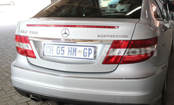 Buy Used Mercedes‒Benz CLK–Class Silver Car in Hlatikulu in Shiselweni District Buy Used Mercedes‒Benz CLK–Class Silver Car in Hlatikulu in Shiselweni District