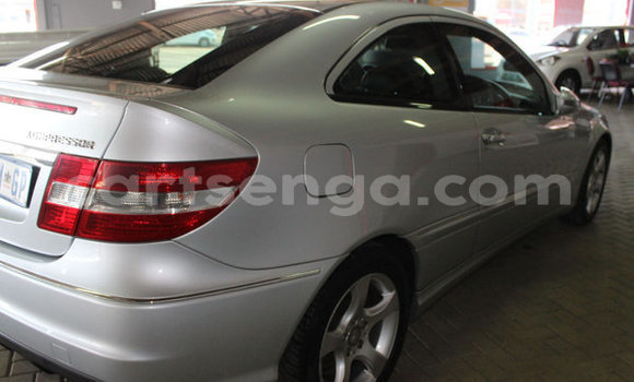 Buy Used Mercedes‒Benz CLK–Class Silver Car in Hlatikulu in Shiselweni District Buy Used Mercedes‒Benz CLK–Class Silver Car in Hlatikulu in Shiselweni District