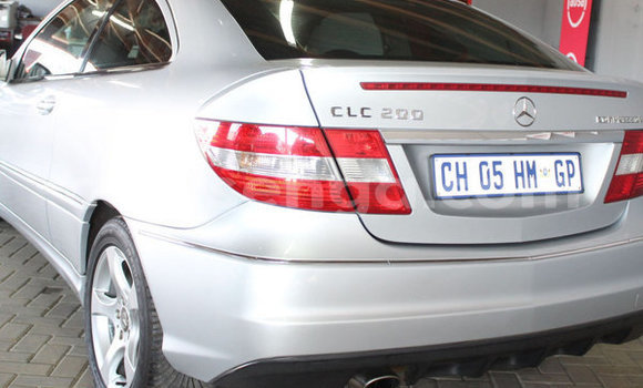 Buy Used Mercedes‒Benz CLK–Class Silver Car in Hlatikulu in Shiselweni District Buy Used Mercedes‒Benz CLK–Class Silver Car in Hlatikulu in Shiselweni District