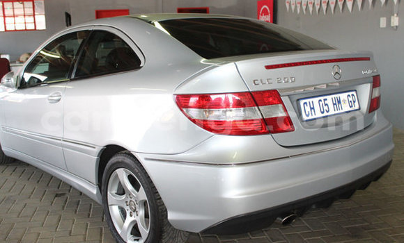 Buy Used Mercedes‒Benz CLK–Class Silver Car in Hlatikulu in Shiselweni District Buy Used Mercedes‒Benz CLK–Class Silver Car in Hlatikulu in Shiselweni District